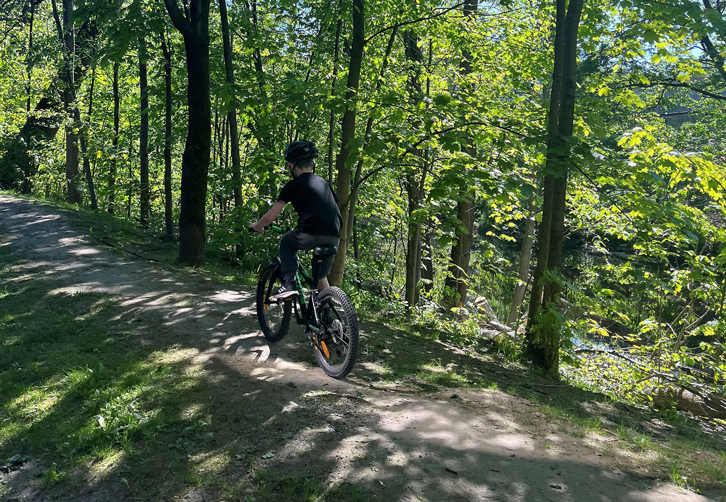 Sykling langs Lysakerelva