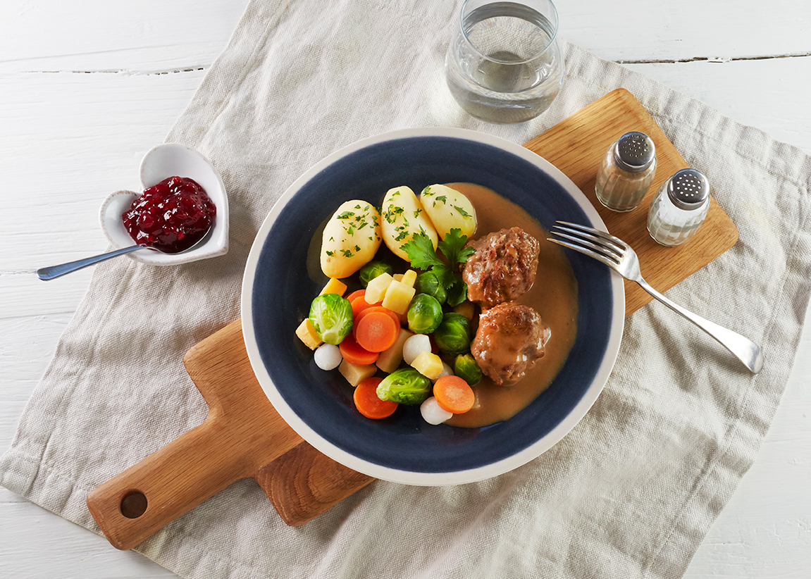 Fårefrikadeller med høstgrønnsaker