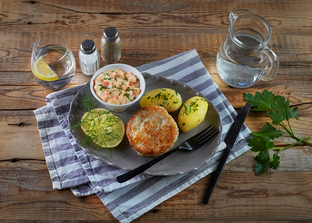 Fiskeburger gulrotstuing