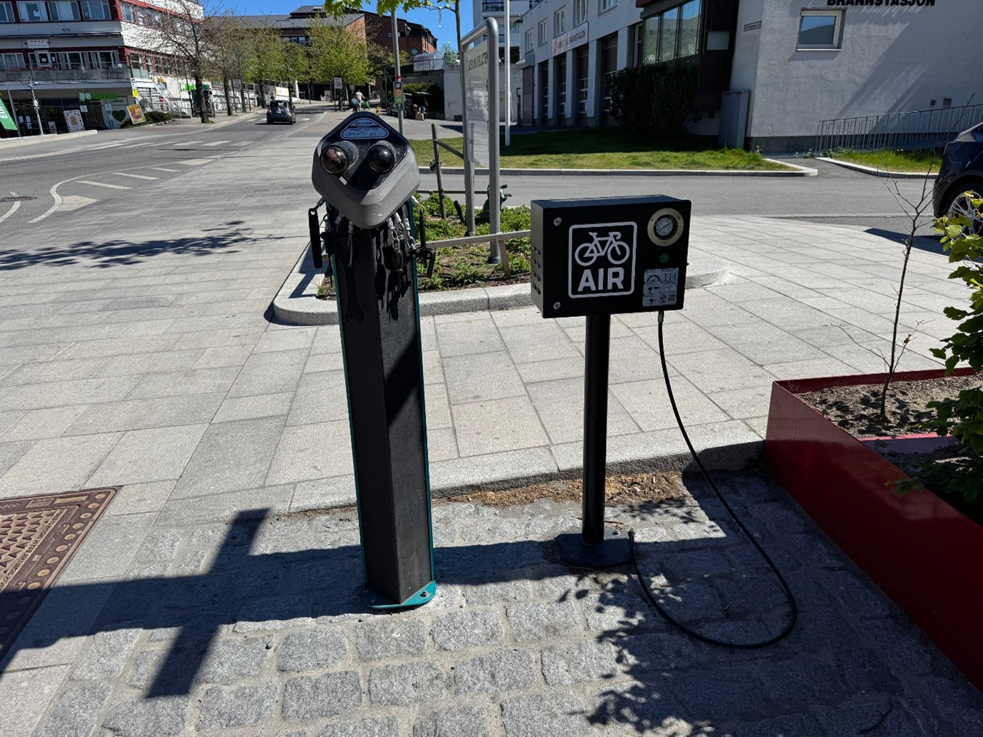 6 Gamle Ringeriksvei 44, 1357 Bekkestua – Bekkestua bibliotek